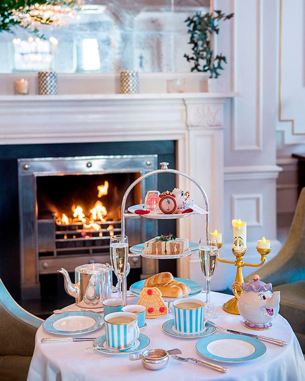 Die Sch&ouml;ne und das Biest-Tee in London